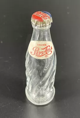 VINTAGE MINIATURE Glass PEPSI BOTTLE SWIRL PATTERN Merry Mfg Company Bottle Cap • $15