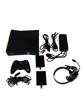 Microsoft Xbox 360 S With Kinect 250GB Glossy Black Console(NTSC) Tested & Works • $92.33