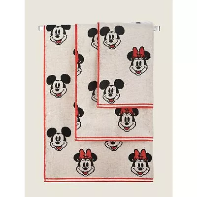 Disney Mickey & Minnie Mouse Retro Towel Range • £13.84