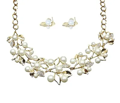 Diamante & Imitation White Pearl Gold Flower Necklace With Matching Earrings • £7.57