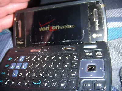 LG VX9200M Verizon Flip Phone  QWERTY Keyboard Black Cell Phone -working + CORD • $19.99