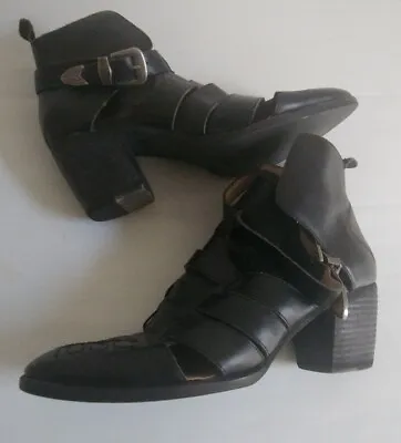 Django Juliette 39 Buckled Woven Leather Boots 39 Black 'Barny' • $30