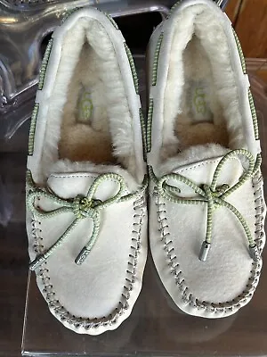 NEW UGG Shoes Slipper Dakota  Cream W/green  Suede Fur Shoes Flat SZ 5 REDUCED • $25