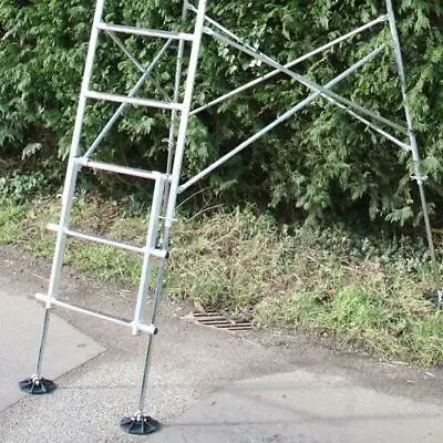 £169 • Buy Henchman Hi Step Platform Ladder Extender Legs -Extends By 1.4m FREE Delivery 