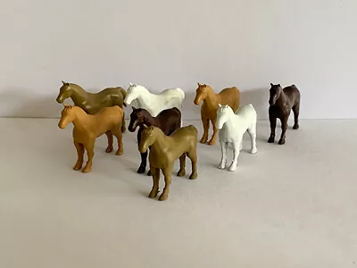 OO Scale Gauge 00 Model Railway Horses - Pack Of 8  • £6.39