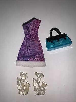 Monster High Abbey Bominable Scaris Lot: Dress Purse & Shoes • $25