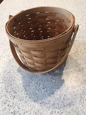 Vintage Longaberger 1996 Round Apple Harvest Basket • $24