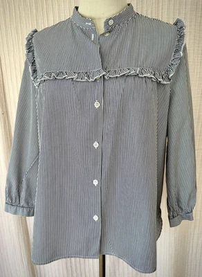 $40 • Buy Scanlan Theodore Black & White Striped Shirt / Blouse / Top. Size 10.Barely Worn