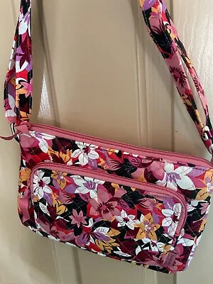 Vera Bradley Quilted 2 Zip Crossbody Hipster NWOT Pink Floral Multi-compartment  • $38