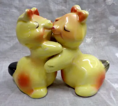 Vtg Estate Find Ceramic SALT & PEPPER Shaker Set VAN TELLINGEN BUNNY HUG Yellow • $12.99