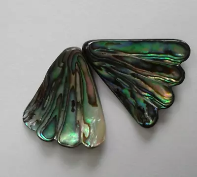 2 Natural Paua/Abalone Shell Beads Carved Mermaid Tail. 25mm Jewellery Making • £17.83