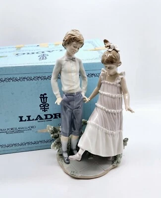 $199.95 • Buy Lladro One Two Three Porcelain Figurine 5426 Boy And Girl Dancing 10.5  In Box 