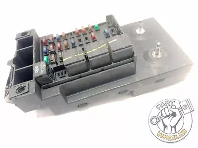 99 Ford F250 F350 Truck Under-Dash Cabin Fuse Relay Box Panel F81B-14A067-AE • $84.90