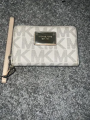 Michael Kors Women`s Wallet - Vanilla • $35.99