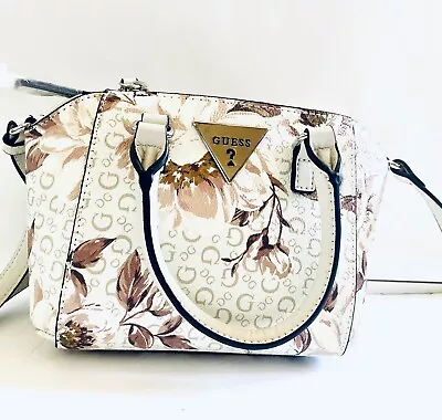 $68 • Buy New Guess Crossbody Purse NWT BB826676 White Multi Tupelo Mini Floral Flower Bag