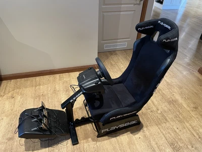 $450 • Buy Playseat Evolution Chair (Alcantara) And G29 Driving Force Wheel & Pedals PS4