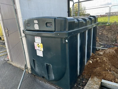 £900 • Buy 2500l Bunded Diesel Dispensing Tank, Pump Filter