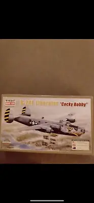 Minicraft B-24L Liberator 1/72 Model Kit  Open Box All Parts Sealed • $29.99