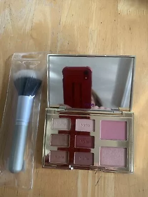 Tarte Eyeshadow And Blush Pallet  • £7