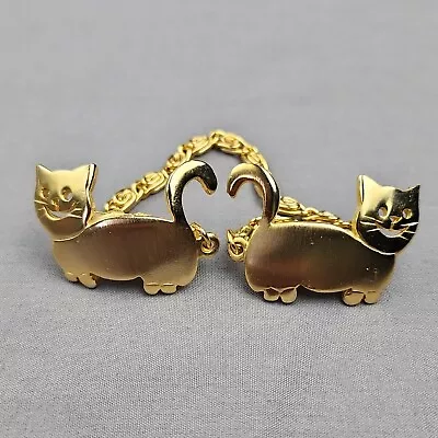 Vintage Ultra Craft Brushed Gold Tone Cat Sweater Clip Guard Animal Figural  • $14.99