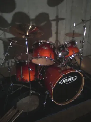 Mapex Pro M 5 Pc Drum Set  Sizes  22 10 12 14 16 • $550