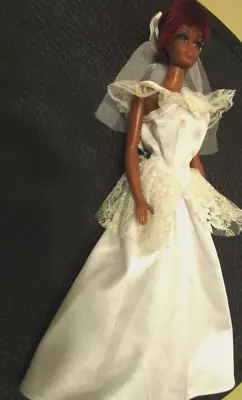 VINTAGE Barbie Wedding Veil And Wedding Gown - Labeled • $6