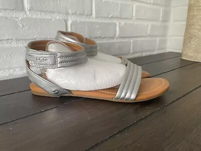 UGG Women's Ethena Silver Grey Flat Sandals Size 7 • $39