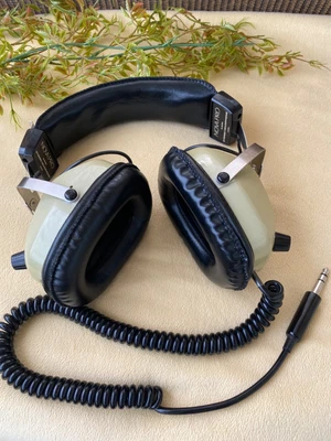 $88.88 • Buy Vintage Japanese Headphones / 1970s Radio Shack Nova Pro 