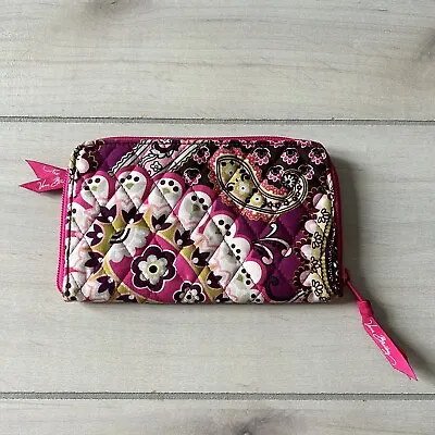 NWOT Vera Bradley Opera  Clutch Zipper Wallet In Very Berry Paisley • $20