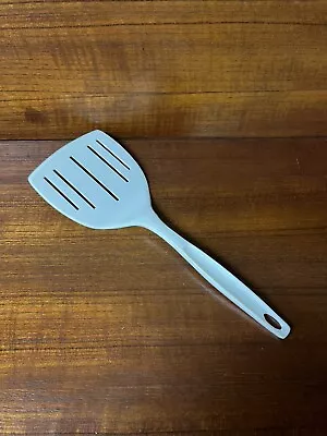 Vintage Foley Wide Spatula Turner Pancake Flipper 5 Slot ALMOND Nylon Plastic • $19.50