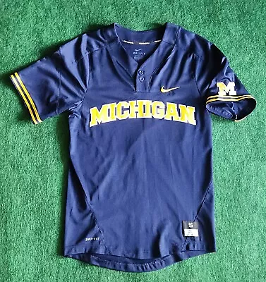 Nike Dri Fit Michigan Wolverines 2 Button Baseball Jersey Embroidered Men’s Med • $60