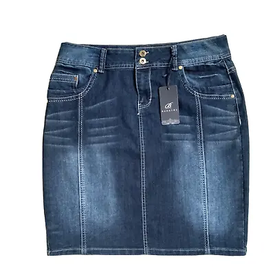 Baccini Jean Skirt Womens 10 Dark Wash Blue Whiskering Fading Stitch Details • $21