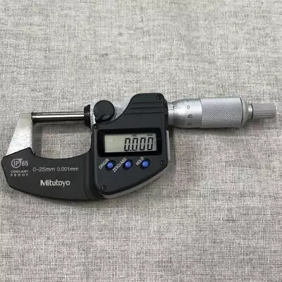 Mitutoyo 293-230-30 Digimatic Micrometer 0-25 Mm Spc Output Japan MDC-25MX • $125