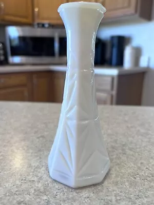 Vintage Hoosier Glass Milk Glass 6  Tall White Bud Vase #4063 • $8