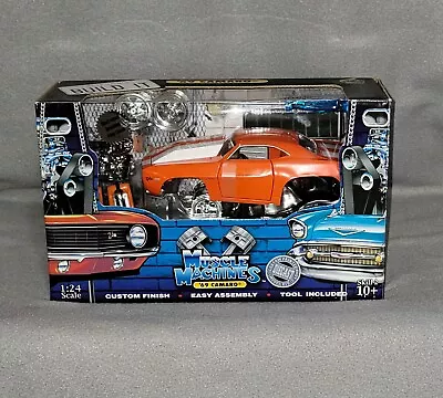 MUSCLE MACHINES - BUILD IT 1:24 SCALE - 69' Camaro - Orange - ITEM# 71124 • $40.89