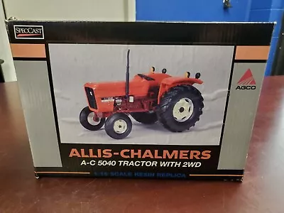 Allis Chalmers 5040 1/16 Resin Farm Tractor Replica Collectible By SpecCast • $205