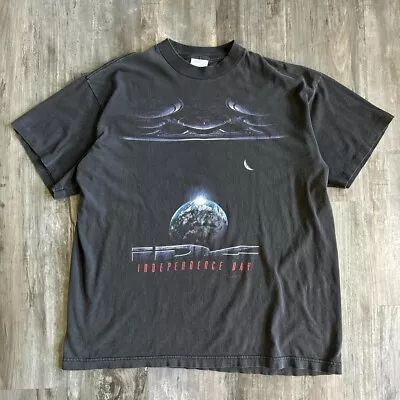 Vintage 90’s Stanley Desantis 1996 Independence Day Movie Promo Graphic T Shirt. • $110