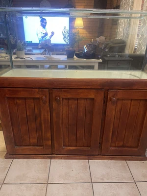 $450 • Buy 4FT Fish Tank