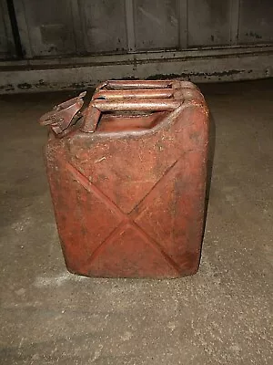 Old Vintage Antique 5 Gallon Army Jerry Gas Fuel Kerosene Can  Lock Spout  Brown • $49.99