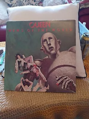 Lp Vinyl Album Queen News Of The World Gatefolmuk 1st Press Ema 784 Id;b6 • £10