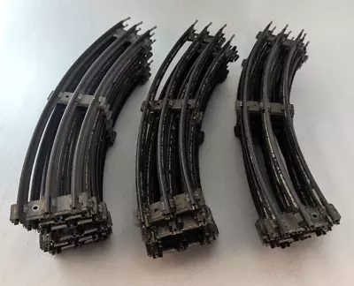 Lot Of 19 Pieces Of Lionel Curved O Gauge 3 Rail 10  Track • $17.50