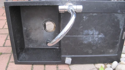 £10 • Buy SINGLE BOWL SINK Suitable For Outhouse/garage/utility Etc. With Taps