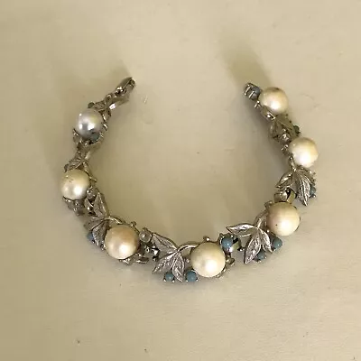 Vintage Sarah Cov Satin Pearls Blue Beads Silver Tone Links Bracelet 7” • $29