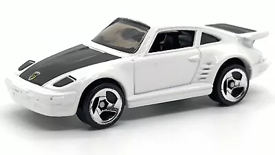 Hot Wheels Porsche 930 Loose • $9.95