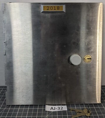 $25 • Buy ** Large Safety Deposit Box Door - Working Lock & Keys AJ-32