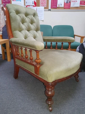 £140 • Buy Antique Victorian High-Back Roll Top Green Armchair - Good - CS K18
