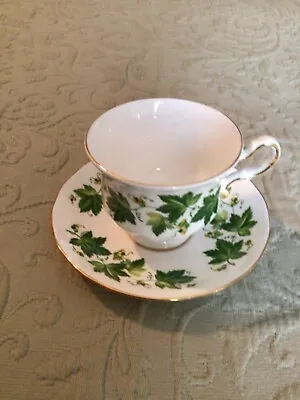Queen Anne Bone China Green Ivy Leaves Tea Cup & Saucer Made In England EUC • $6.50
