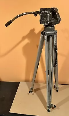 O'Connor 30 Fluid Head With Tripod • $199