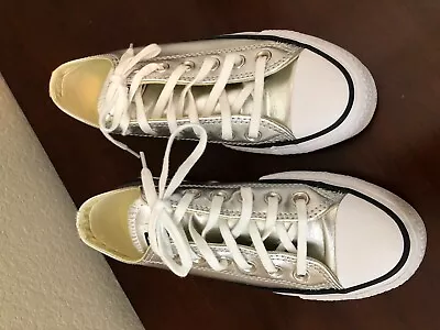 Women Converse Metallic Canvas  Silver Color  Size US 5 • $30