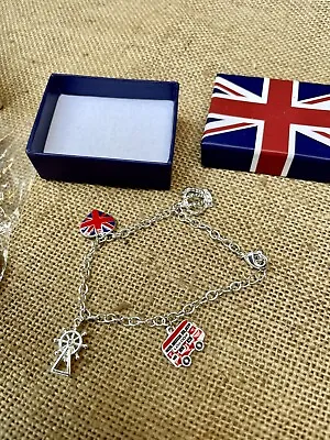 £2.99 • Buy Union Jack Charm Bracelet